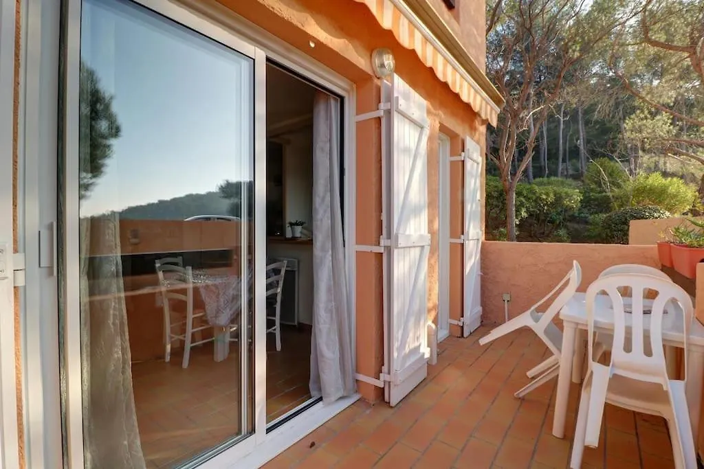 T2 Vue Mer Avec Balcon, Climatise, Piscine Saint-Cyr-sur-Mer 0*,